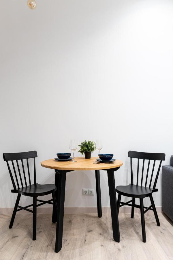 Cozy Studio Apartment 5 Min From Camp Nou Barcelona Exterior foto