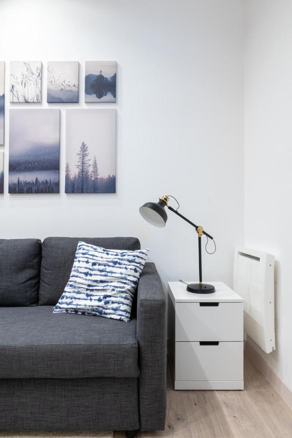 Cozy Studio Apartment 5 Min From Camp Nou Barcelona Exterior foto